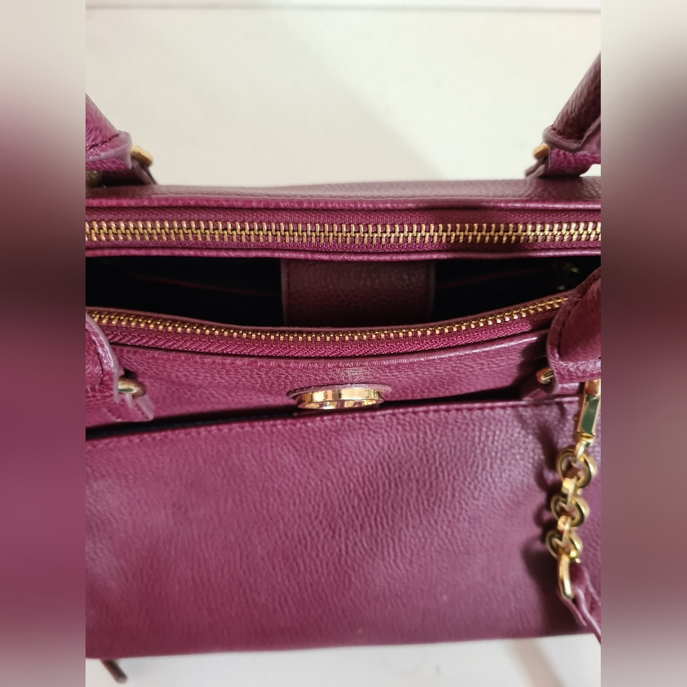 Tommy Hilfiger burgundy faux leather bag shoulder bag - Picture 13 of 16